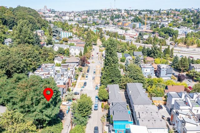 1529 Sturgus Avenue S, Seattle, WA 98144