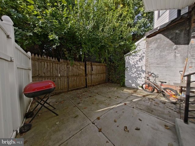 3326 W CUMBERLAND ST, Philadelphia, PA 19132