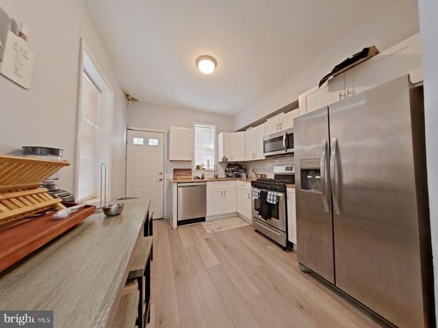 3326 W CUMBERLAND ST, Philadelphia, PA 19132
