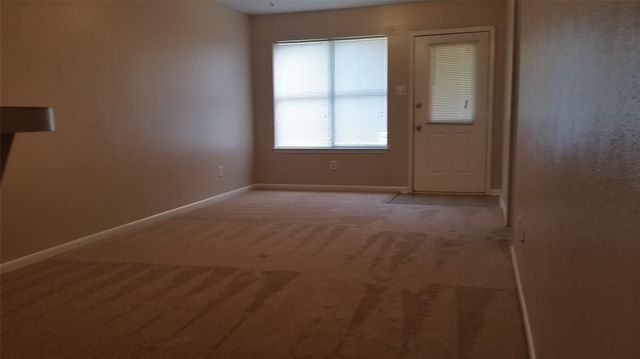1715 Hazelwood Street, Conroe, TX 77301