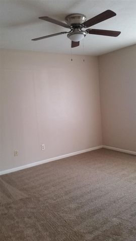 1715 Hazelwood Street, Conroe, TX 77301