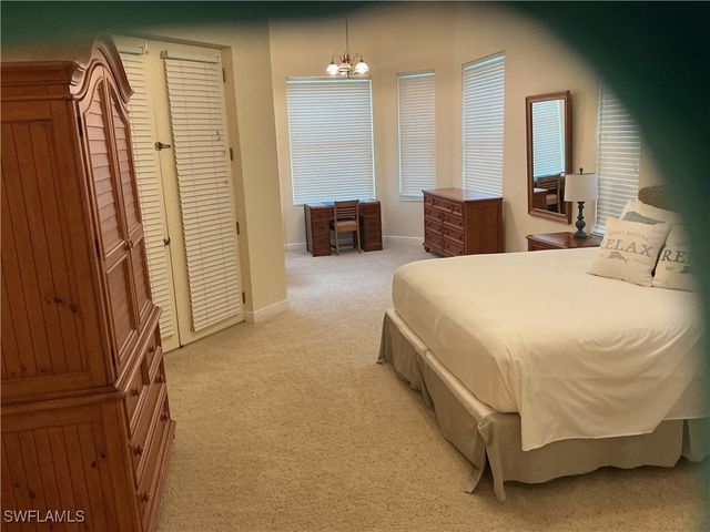 2605 Beach PKWY W, Cape Coral, FL 33914