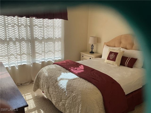 2605 Beach PKWY W, Cape Coral, FL 33914