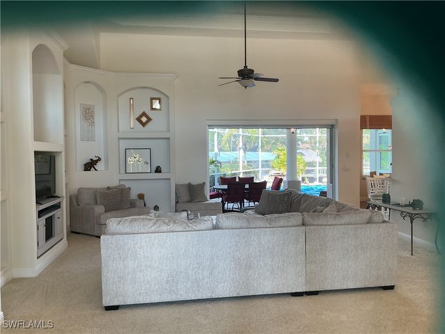 2605 Beach PKWY W, Cape Coral, FL 33914