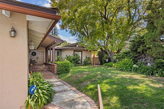 3369 Alginet Drive, Encino, CA 91436