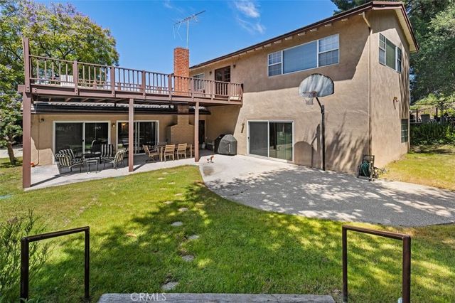 3369 Alginet Drive, Encino, CA 91436