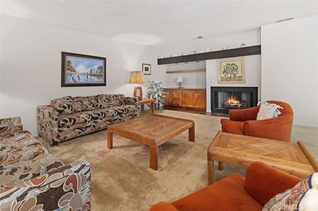 3369 Alginet Drive, Encino, CA 91436