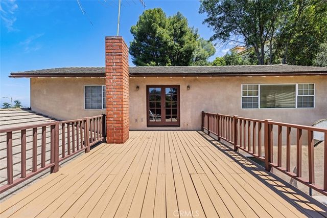 3369 Alginet Drive, Encino, CA 91436