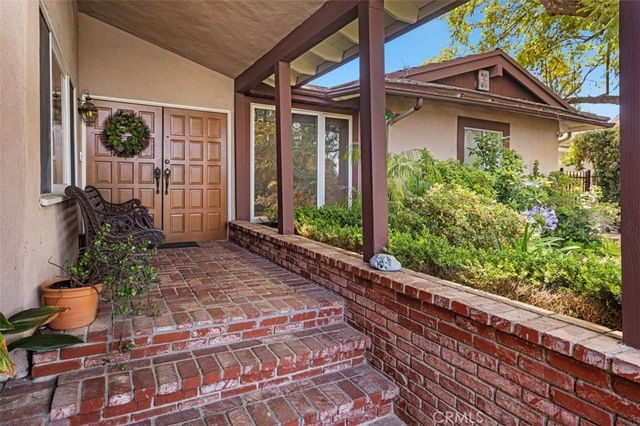3369 Alginet Drive, Encino, CA 91436
