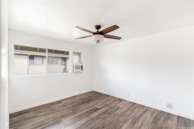 94-1151 Mopua Loop L8, Waipahu, HI 96797