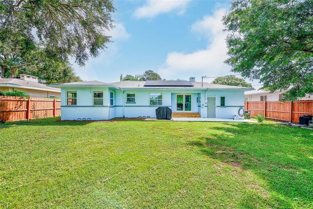 100 N ARCTURAS AVENUE, Clearwater, FL 33765