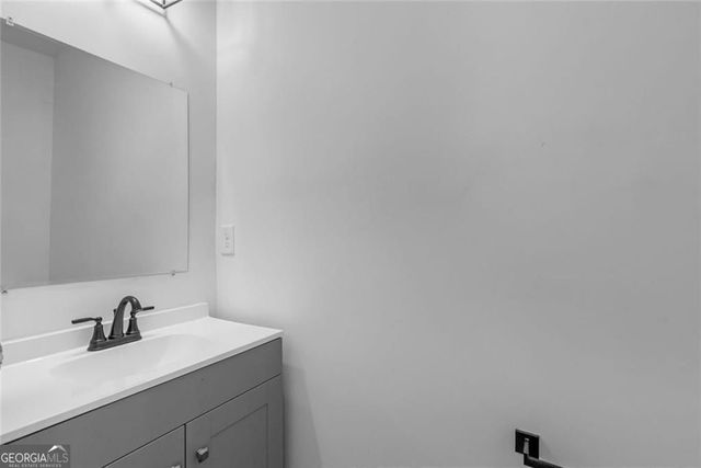 5466 Whitehall Road, Lula, GA 30554