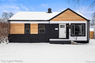 4048 Royal Avenue, Berkley, MI 48072