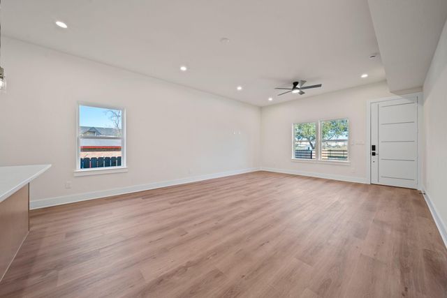 234 E 39 Th Street, Houston, TX 77018