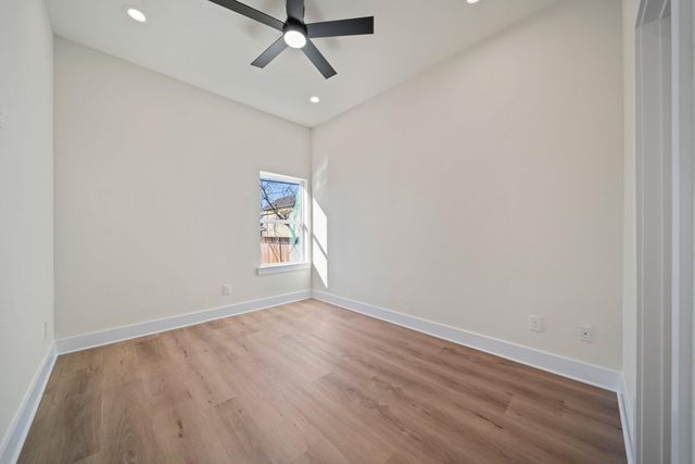 234 E 39 Th Street, Houston, TX 77018