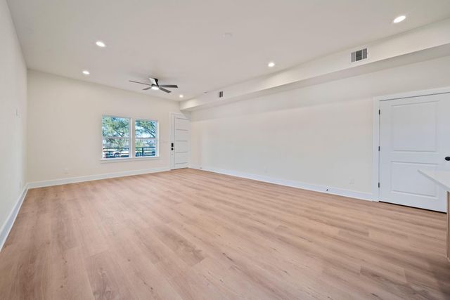 234 E 39 Th Street, Houston, TX 77018
