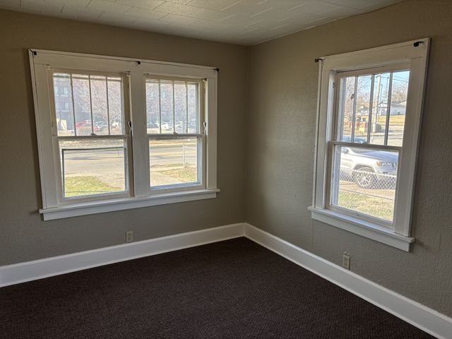 1414 Hull Avenue, Des Moines, IA 50316