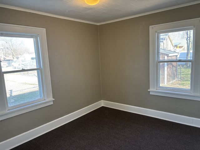 1414 Hull Avenue, Des Moines, IA 50316