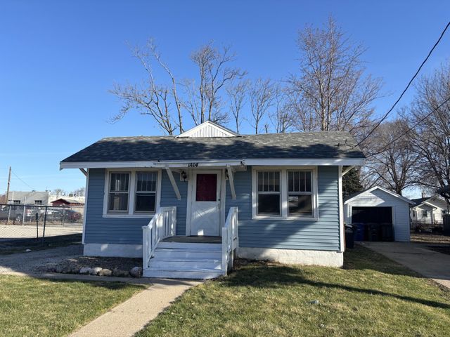 1414 Hull Avenue, Des Moines, IA 50316