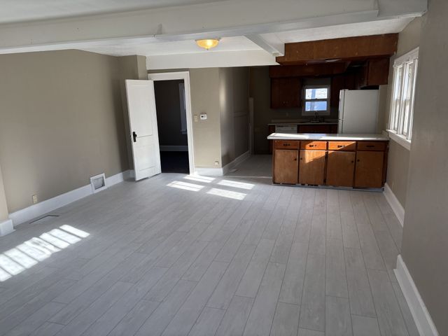 1414 Hull Avenue, Des Moines, IA 50316