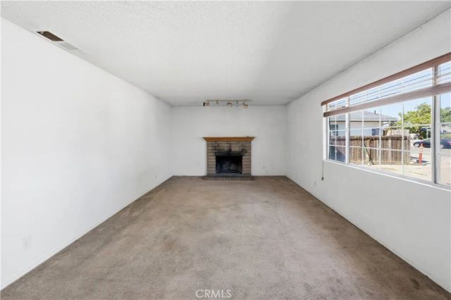 1123 Valerie, Santa Maria, CA 93454