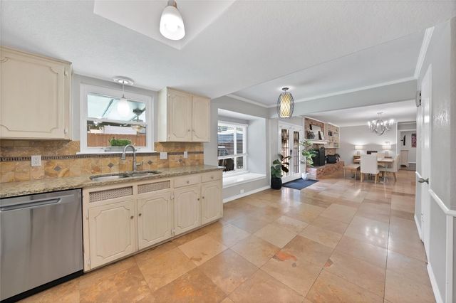 1601 Oak Meadow Drive, Irving, TX 75061
