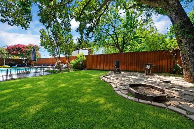 1601 Oak Meadow Drive, Irving, TX 75061