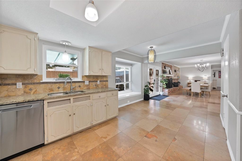 1601 Oak Meadow Drive, Irving, TX 75061 — photo 4