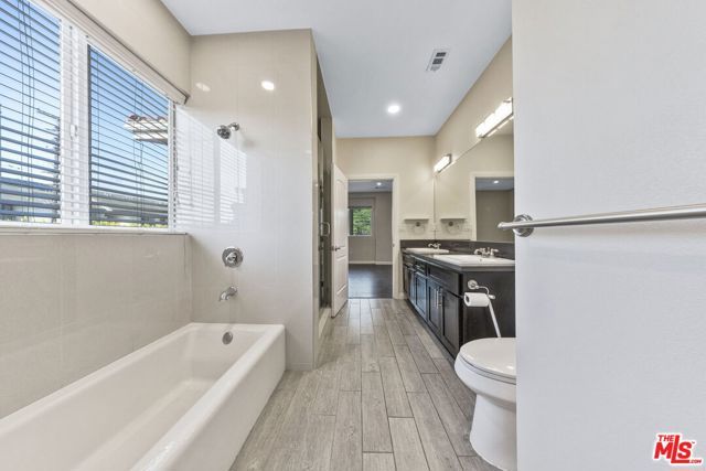 24842 Frampton Avenue, Harbor City (los Angeles), CA 90710
