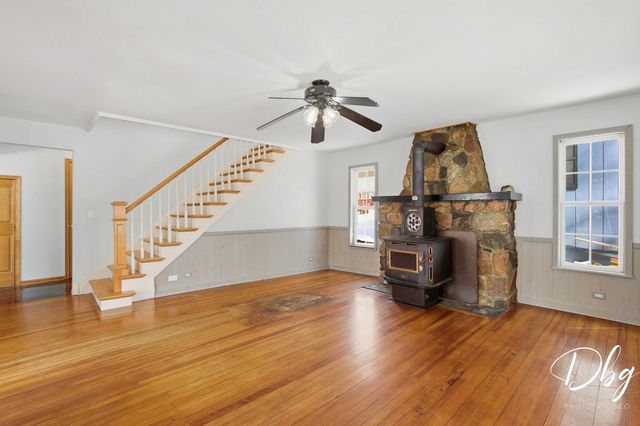 21870 W Lake Avenue, Round Lake, IL 60073