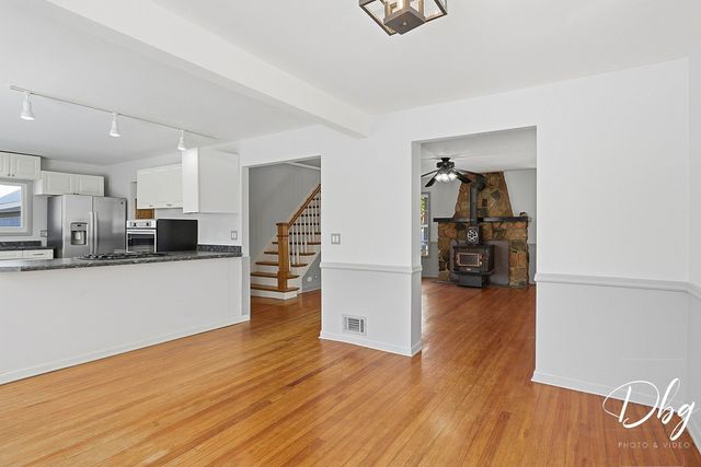 21870 W Lake Avenue, Round Lake, IL 60073