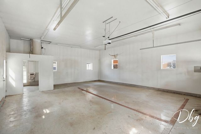 21870 W Lake Avenue, Round Lake, IL 60073