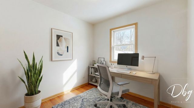 21870 W Lake Avenue, Round Lake, IL 60073