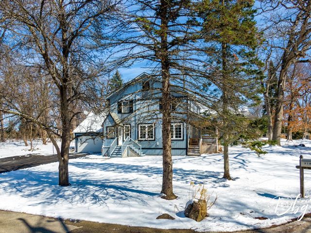 21870 W Lake Avenue, Round Lake, IL 60073