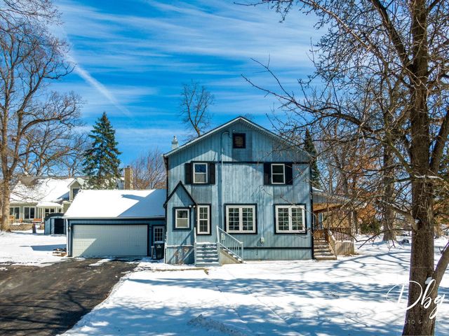 21870 W Lake Avenue, Round Lake, IL 60073