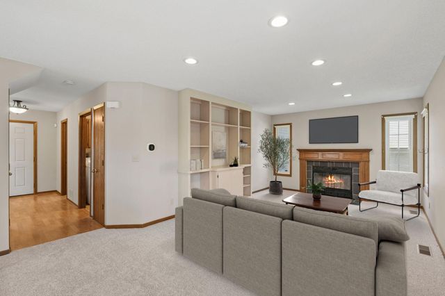 11105 Sumter Avenue S, Bloomington, MN 55438