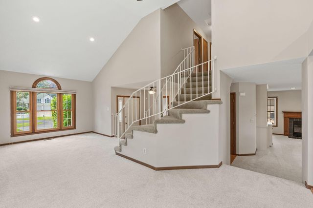 11105 Sumter Avenue S, Bloomington, MN 55438
