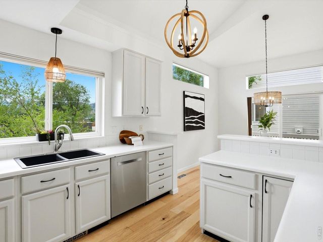 4852 10th St, Boulder, CO 80304