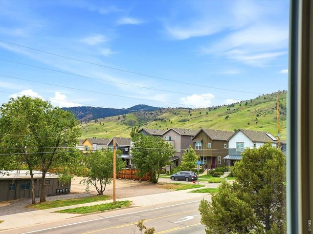 4852 10th St, Boulder, CO 80304