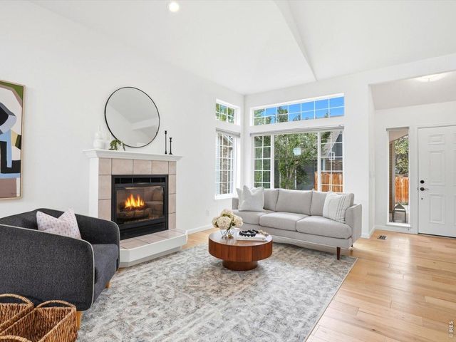 4852 10th St, Boulder, CO 80304