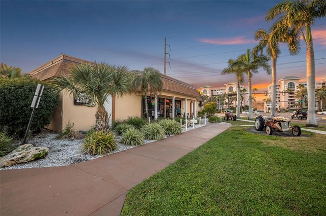 5130 BRITTANY DRIVE S 201, St Petersburg, FL 33715