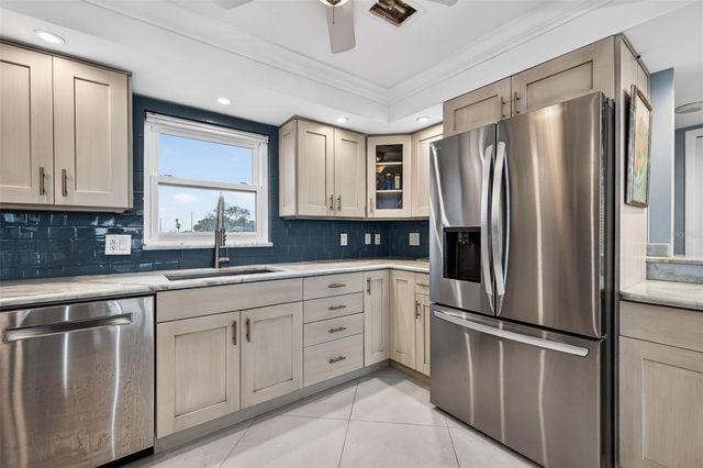 5130 BRITTANY DRIVE S 201, St Petersburg, FL 33715