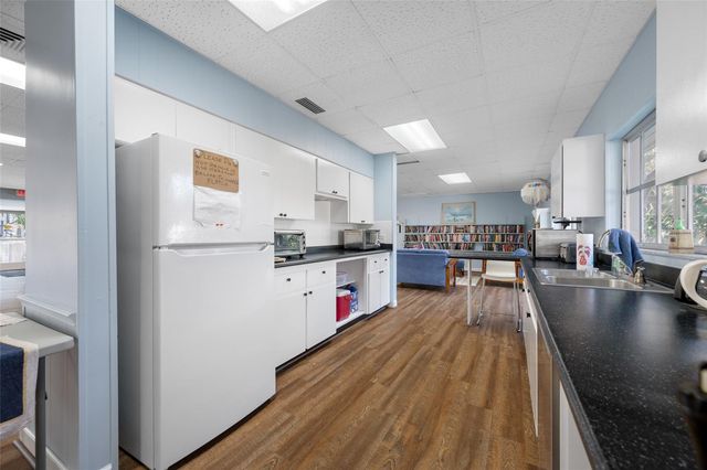 820 VIRGINIA STREET 206, Dunedin, FL 34698