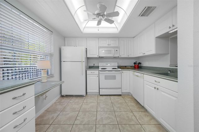 820 VIRGINIA STREET 206, Dunedin, FL 34698