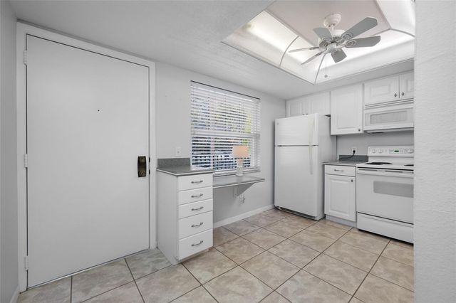 820 VIRGINIA STREET 206, Dunedin, FL 34698