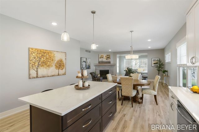 1012 Maplewood Court, Holland, MI 49423