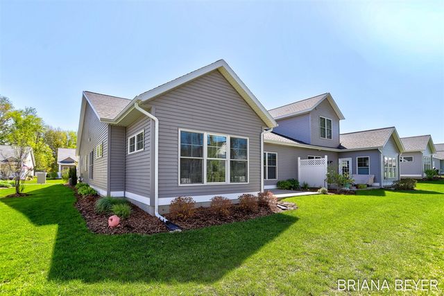 1012 Maplewood Court, Holland, MI 49423