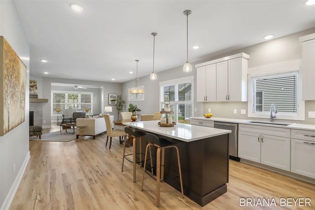 1012 Maplewood Court, Holland, MI 49423