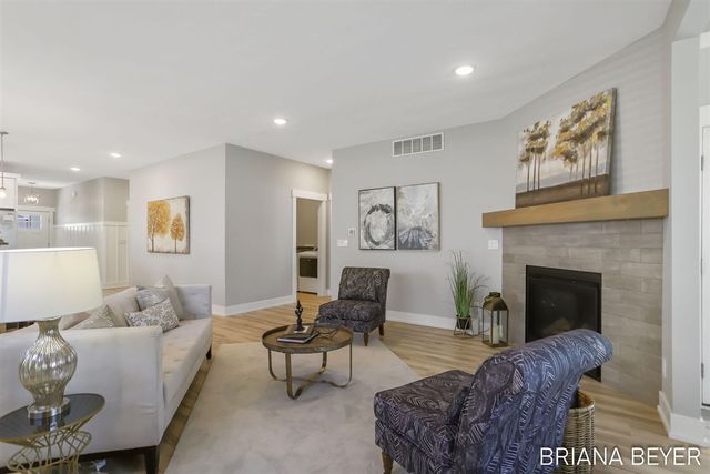 1012 Maplewood Court, Holland, MI 49423