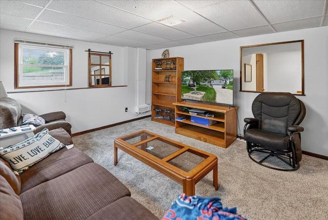 520 Acker Parkway, Deforest, WI 53532